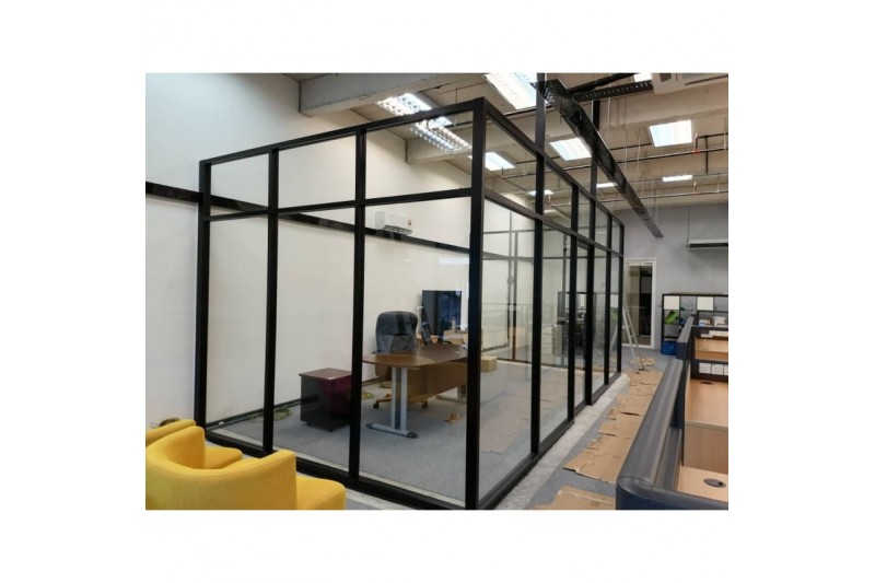 Qiqiaollo Aluminum Frame Tempered Glass Counter Top Display Showcase With Glass Door And Lock, Retail Countertop Display Cases Vertical Display Case For Retail Home (Vertical, Silver), 202402271849