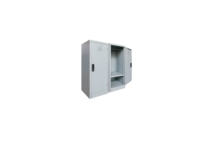 HALF HEIGHT 1 COMPARTMENT STEEL LOCKER WITH HADLE CAMLOCK C/W 1 CLOTH HANGING BAR & 1 FIXED SHELF